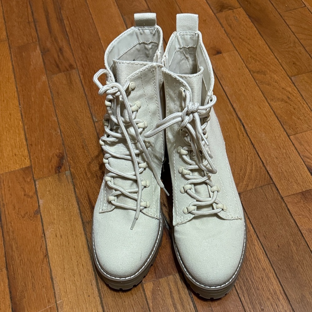 Women's Cream Lace-Up and side zip Boots